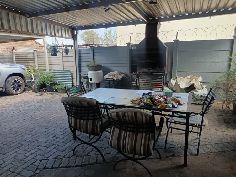 3 Bedroom Property for Sale in Beaconsfield Northern Cape